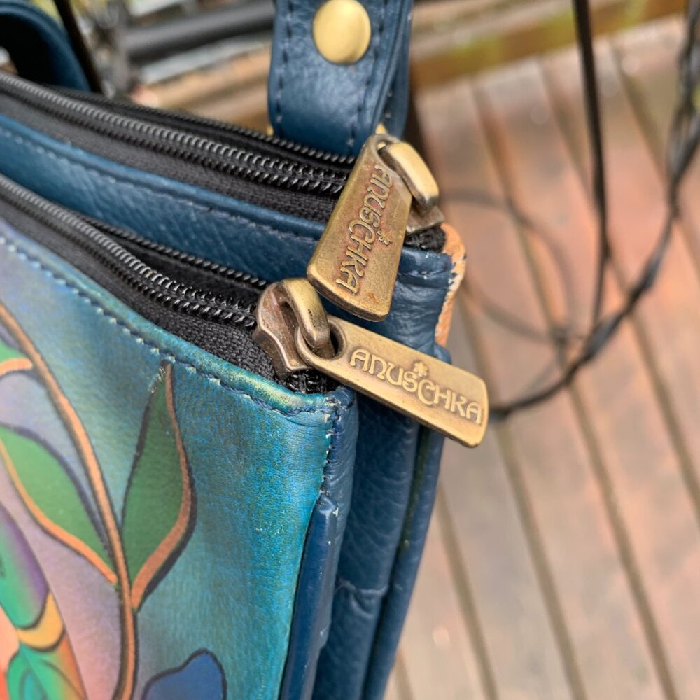Anuschka Crossbody Hand-Painted Leather Flower and Bird Handbag - Picture 4 of 15